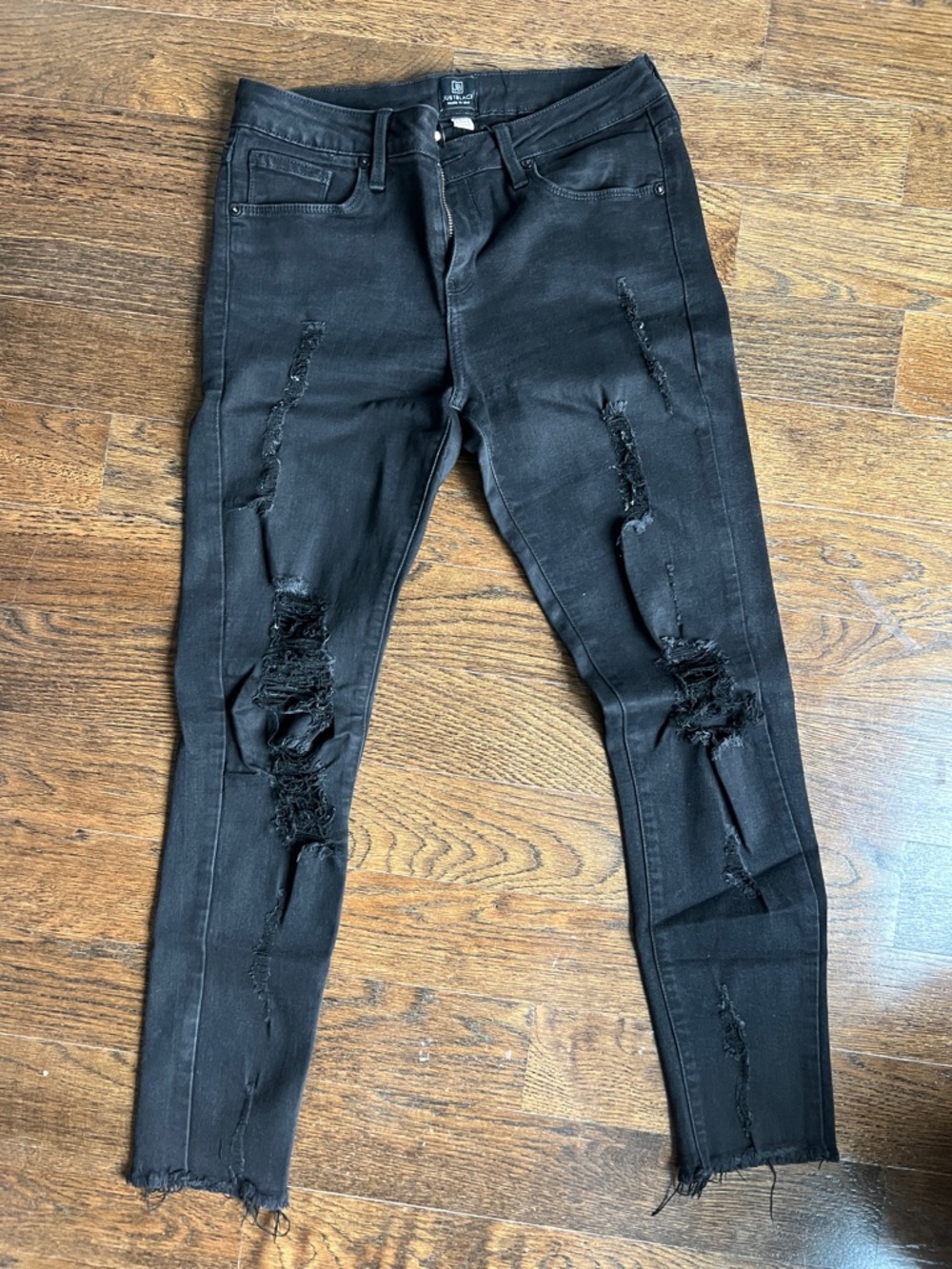 Black Distressed Women's Jeans - Slim Fit